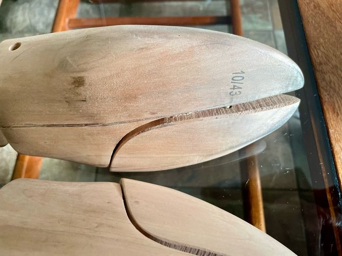 Vintage Gentlemen Sculpted Wooden Shoe Trees Set Size 10 or 43 Fitzpatricks Shoes