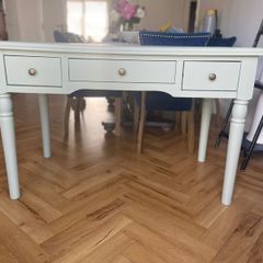 Table/Desk