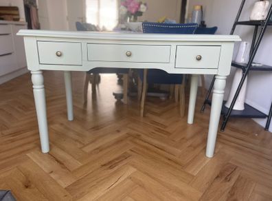 Table/Desk