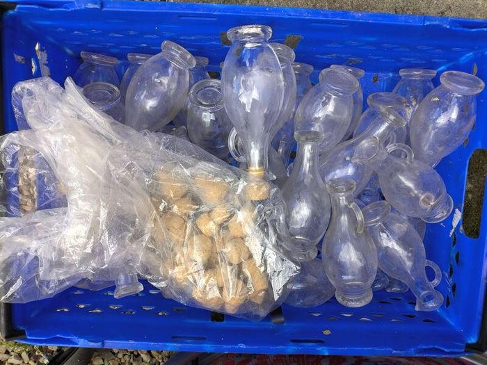 Glass jug bottles