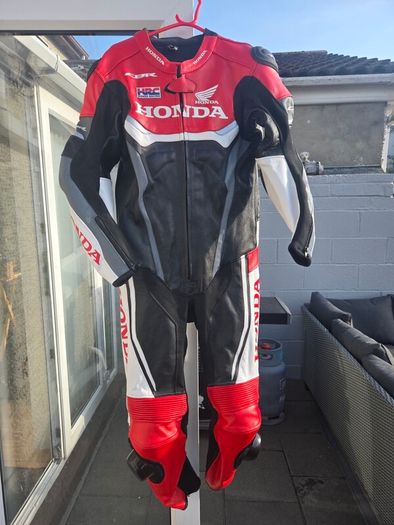 Brand New Honda CBR Full Racing Leathers