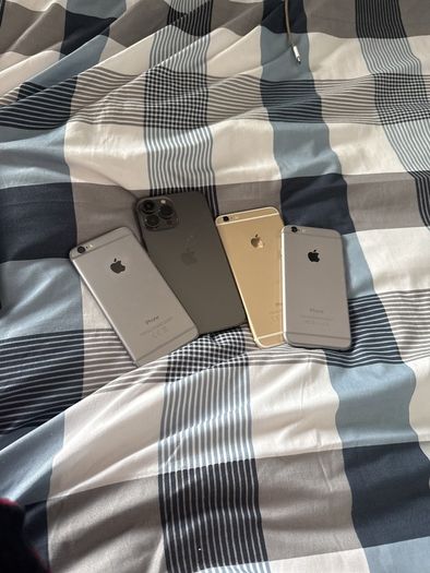 iphones (use for parts)