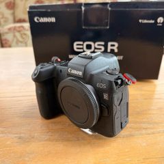 Canon EOS R Body, box, strap, battery & charger.