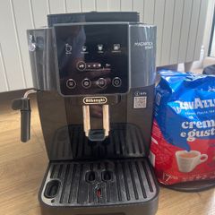 DeLonghi MAGNIFICA START bean coffee maker