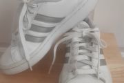 Trainers/Adidas Regular Fit .. Size: 4 UK 36.5 EU .. Colour: White .. Price Drop