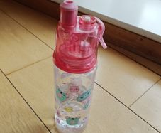 spray bottle,Smiggle brand