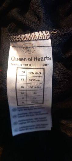 Girls dressup queen of hearts