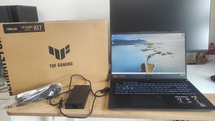 ASUS TUF Gaming A17 (RTX 4060, Ryzen 7) - Like New, Warranty