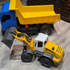 Big Dump truck and bulldozer toys