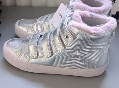 Girls trainers