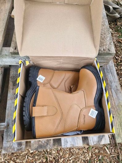 Rigger Boots