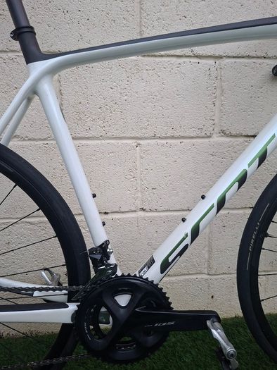 Scott Addict 20 Carbon Road Bike Size XL (58)
