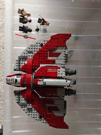 Lego Star Wars Ahsoka Tano's T-6 Jedi Shuttle 75362