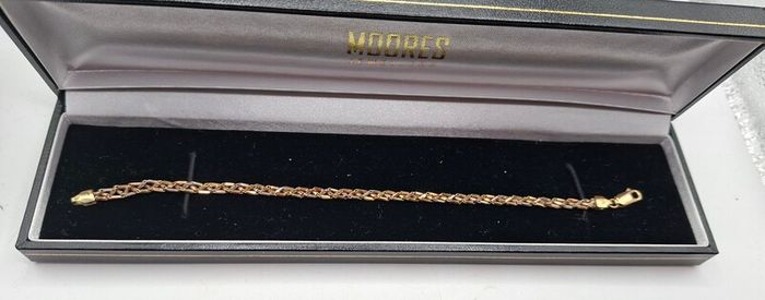 Vintage 9ct gold set