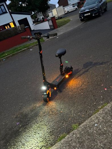 E scooter