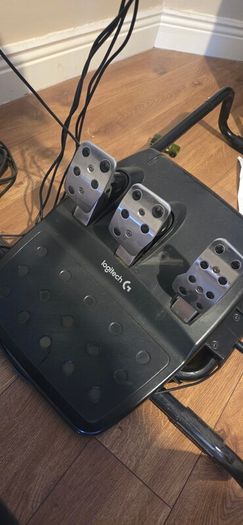 Racing seat