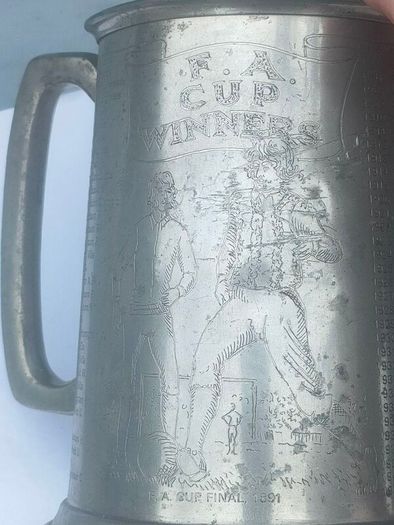 1872-1979 FA Cup Oxford Utd Memorial Pewter tankard