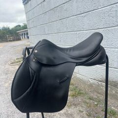 17.5 Barnsby jumping saddle