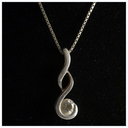 925 Sterling Silver  Zircon Pendant and Chain Necklace