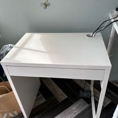 Desk & chair