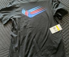 Brand new Nike tshirts