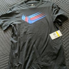 Brand new Nike tshirts