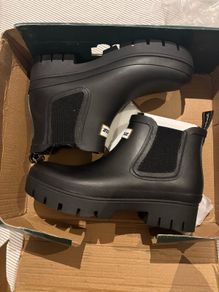 Barbour welly boots
