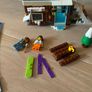 Retired Lego set 31080 Winter Vacation Modular Image 4