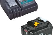 Makita DC18RC 18V LXT Fast Charger &amp; BL1830 18V 3Ah Battery Bundle