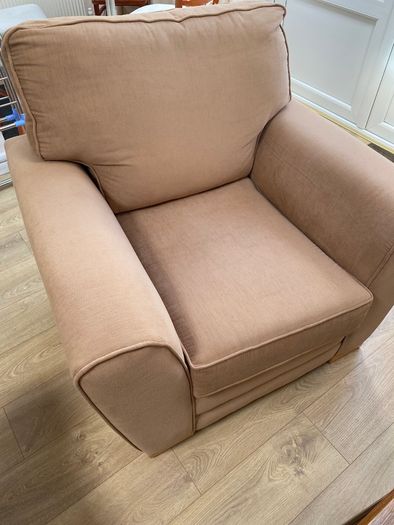 Beige sofa set