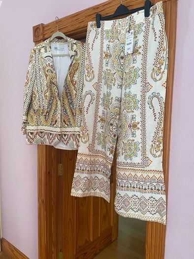 Gorgeous Zara Bloggers Viral Insta Famous Boho Ethnic Print Linen Blend Suit, Blazer and Trousers
