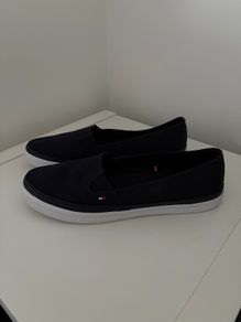 New Tommy Hilfiger canvas womens shoes