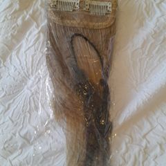 clip in hair extensions