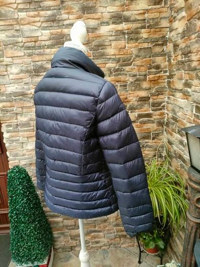 Beaumont Amsterdam ladies down light weight puffer jacket  Size Small 38 EU Full zip 2 zip pockets  Great winter jacket  Measurements in the photos