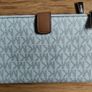 Michael kors wallet purse (Genuine) Image 3