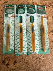 Brand new crochet Clover hooks