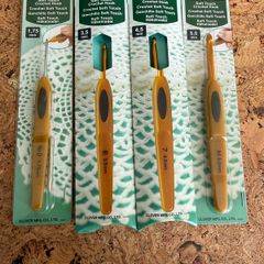 Brand new crochet Clover hooks