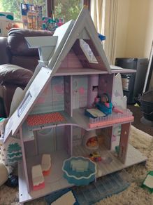 LOL dollshouse
