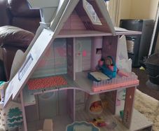 LOL dollshouse