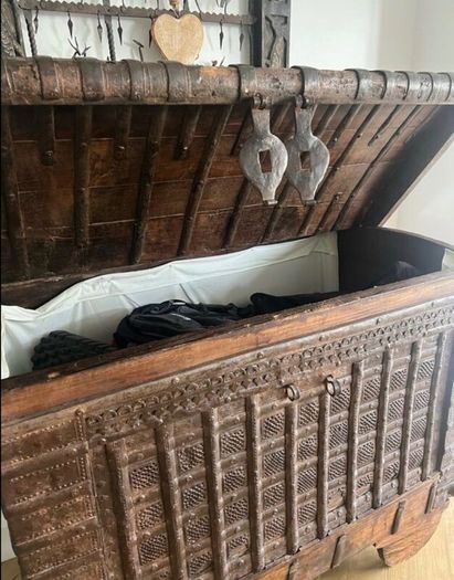 Antique chest