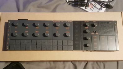 Yamaha Seqtrak - Groove box Black