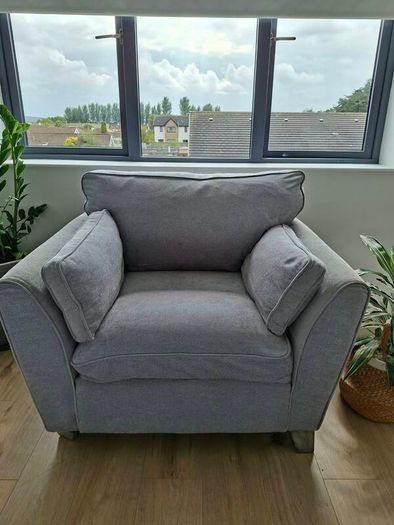 Arm chair
