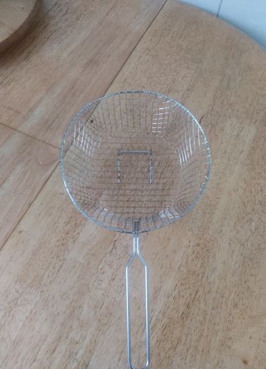 frying basket / collander