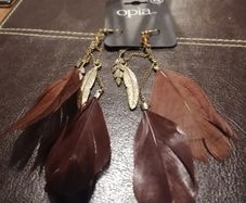 Feather style earrings