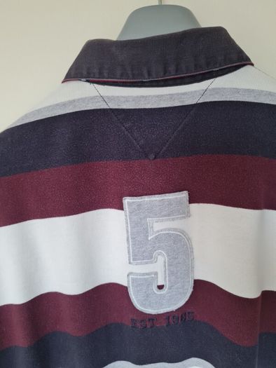 Tommy hilfiger rugby polo Size large Pit to pit 22" stripe cotton number 5 in excellent condition