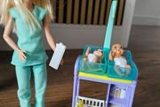 Barbie doctor set with 2 dolls