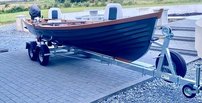 19 Lake Boat, 15hp Engine and Trailer