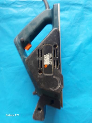 BLACK & DECKER KW713 Planer 400W in excellent condition, working perfect