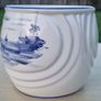 Vintage-style ceramic flowerpot Image 2