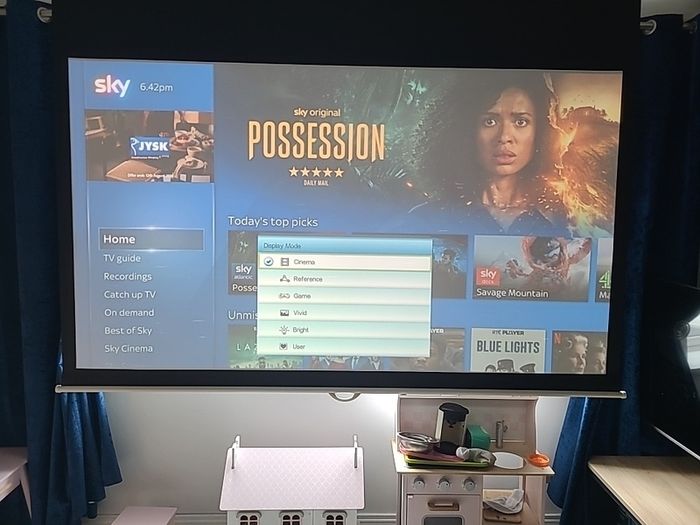 HD & 3D Optima Home Cinema Projector, mount and 100 inch screen